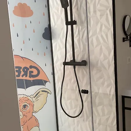 فندق Dormirdcine لقنت